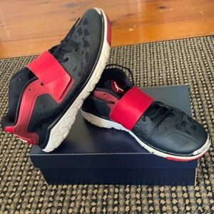 Men’s Jordan Flight Flex size 10